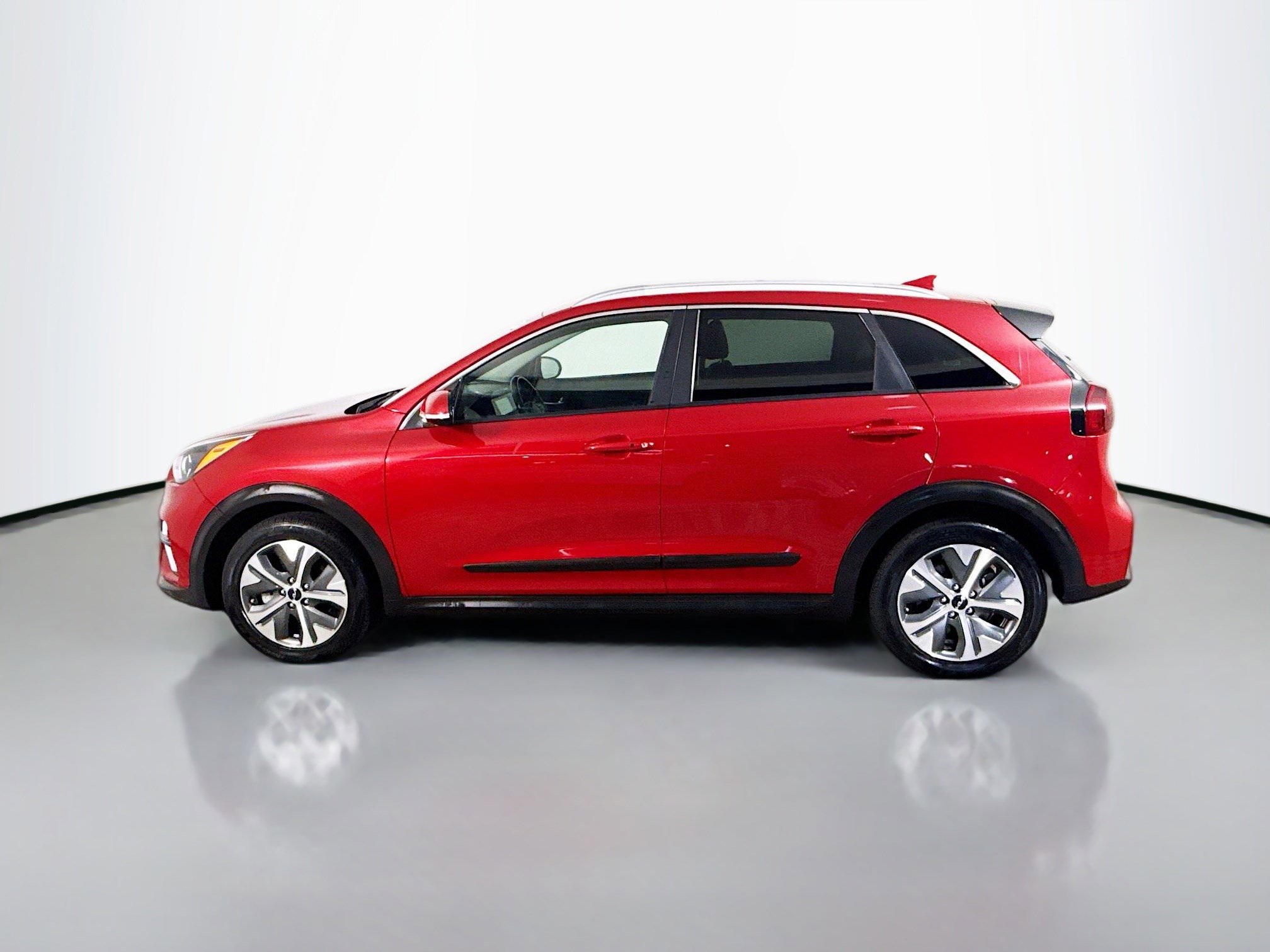 Used 2022 Kia Niro EX w/ Cold Weather Package image 6