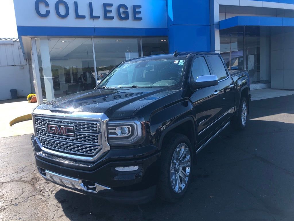 Used 2018 GMC Sierra 1500 Denali w/ Denali Ultimate Package image 3