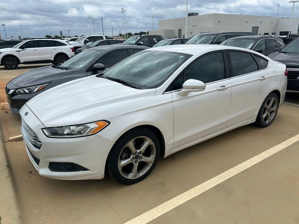 Used 2014 Ford Fusion SE FWD image 14