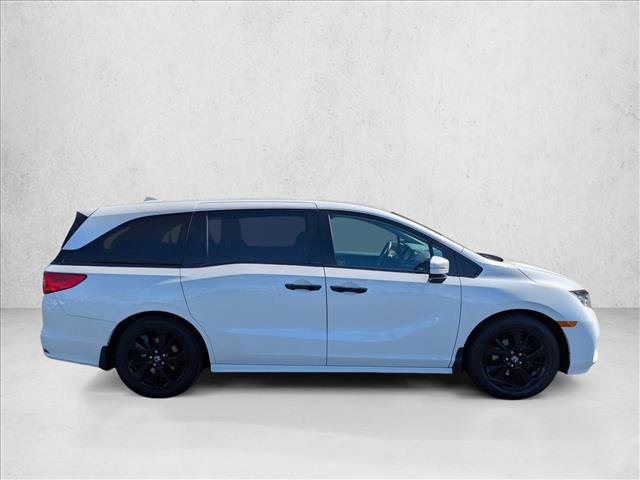 Used 2023 Honda Odyssey Elite image 4