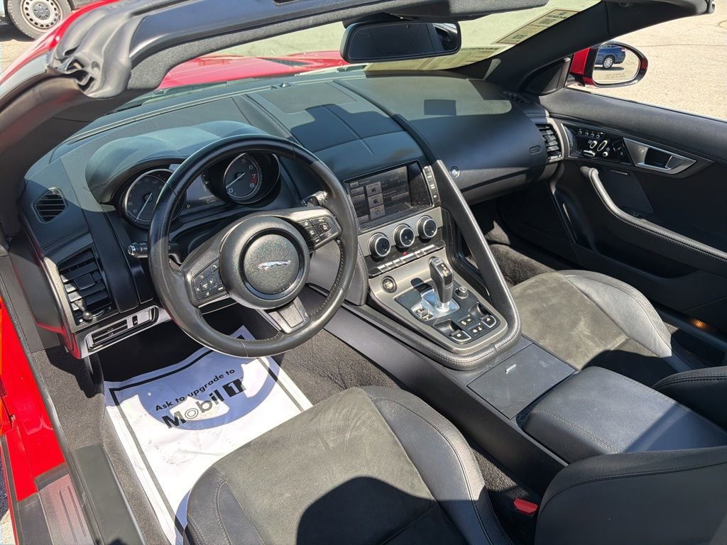 Used 2014 Jaguar F-TYPE Convertible RWD image 13