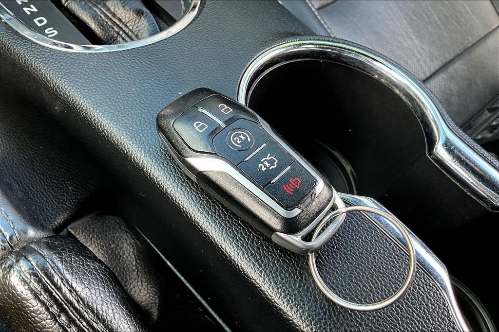 Used 2017 Ford Mustang Premium w/ Enhanced Security Package image 33