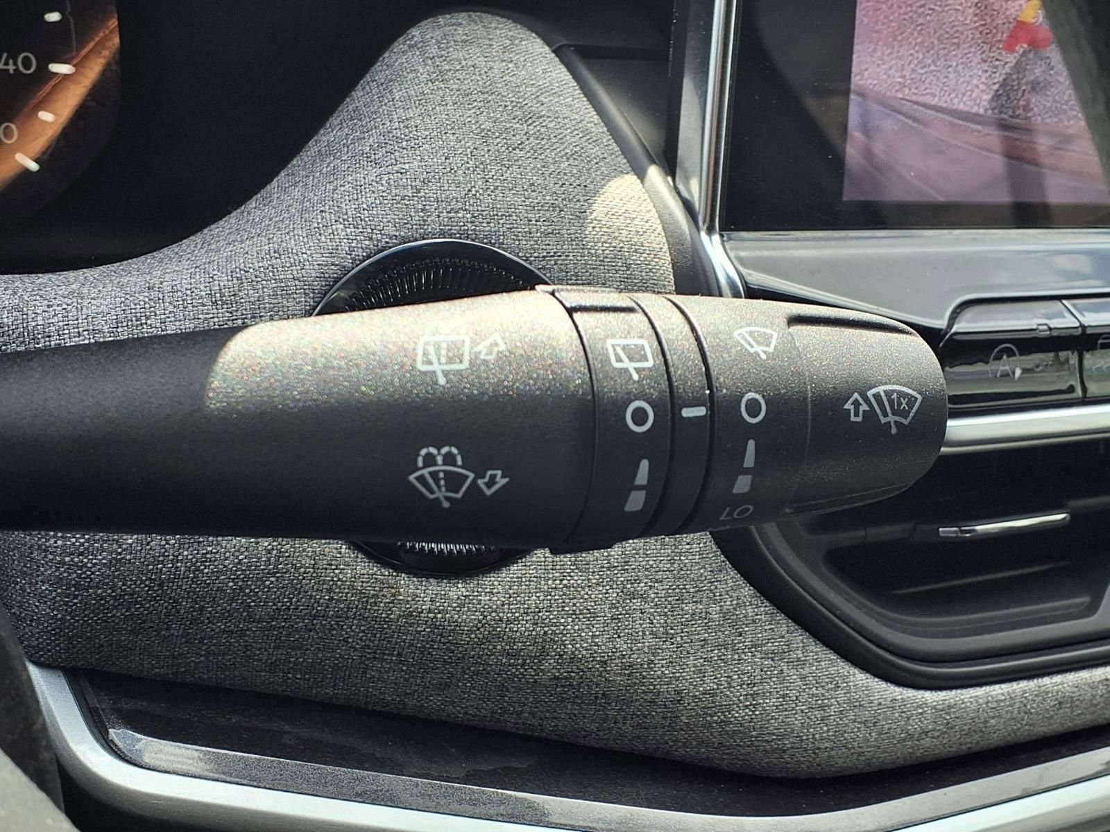 Used 2024 Jeep Compass Sport image 16