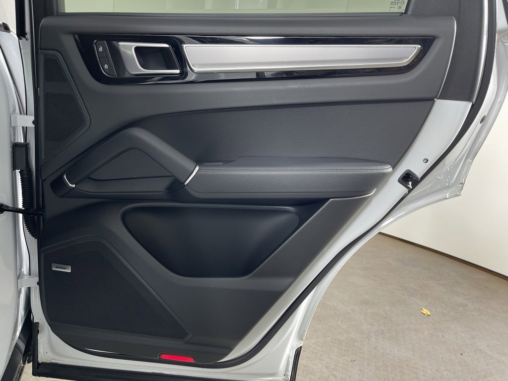 Certified 2023 Porsche Cayenne Coupe image 21