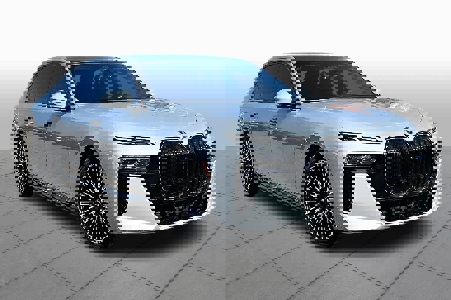 Used 2025 BMW i7 xDrive60 image 2