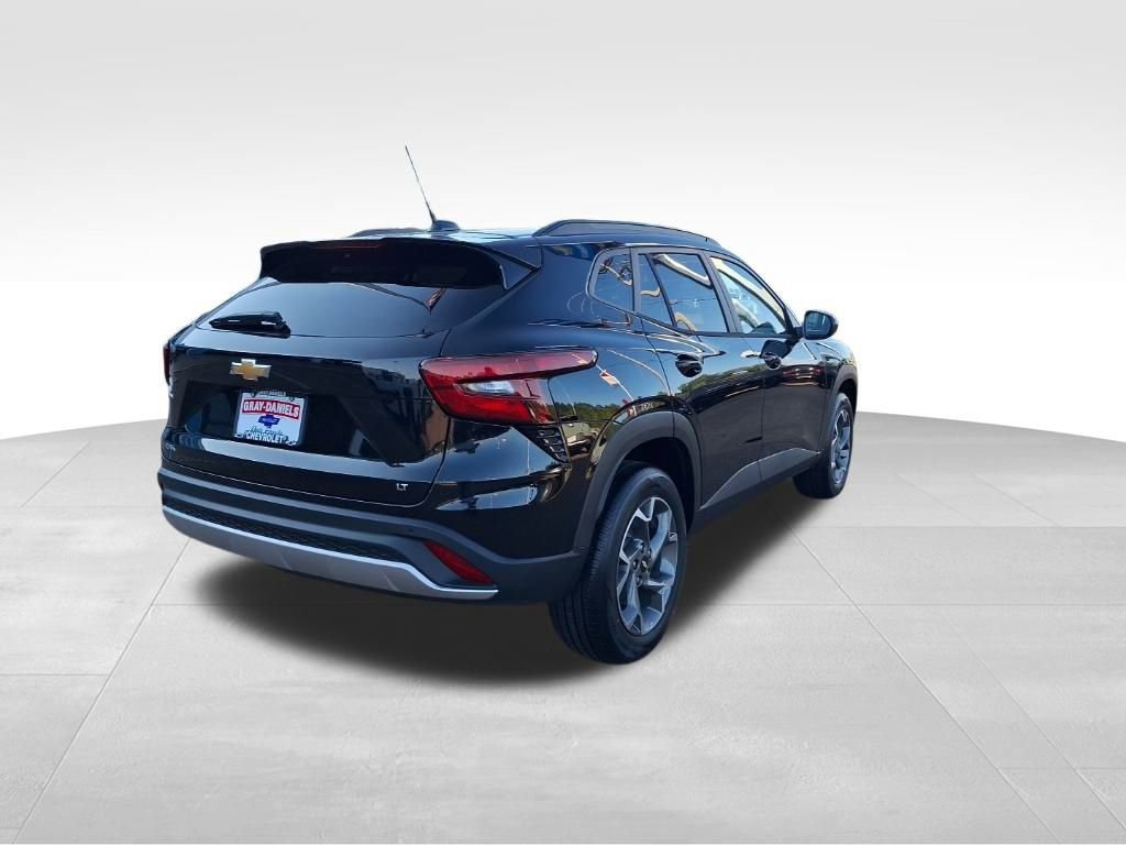 New 2026 Chevrolet Trax LT w/ Driver Confidence Package image 4