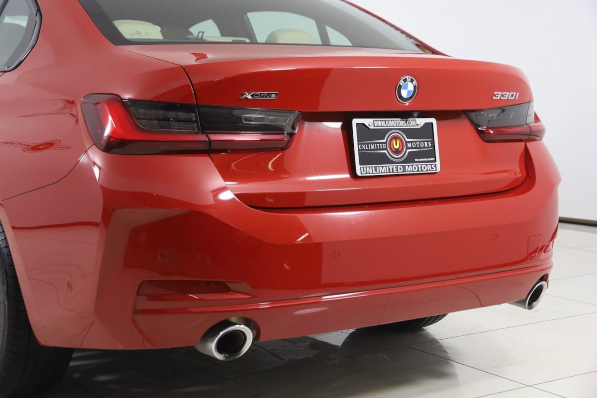 Used 2023 BMW 330i xDrive Sedan image 23