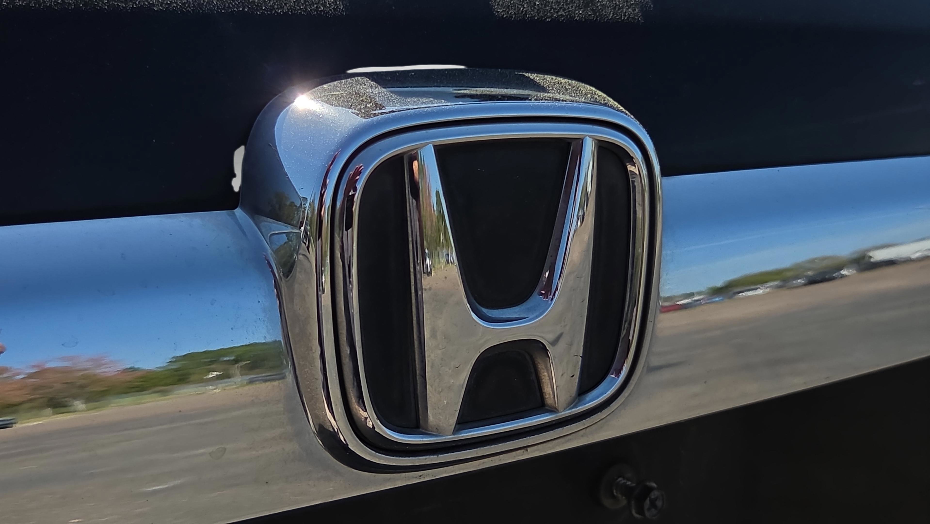 Used 2011 Honda CR-V EX image 16