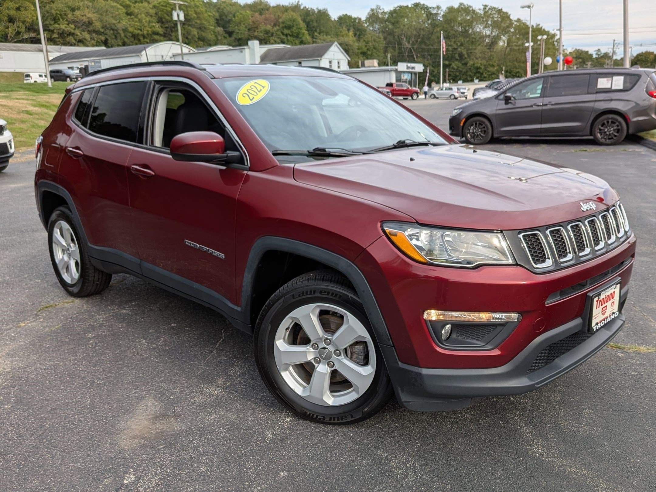 Certified 2021 Jeep Compass Latitude image 2