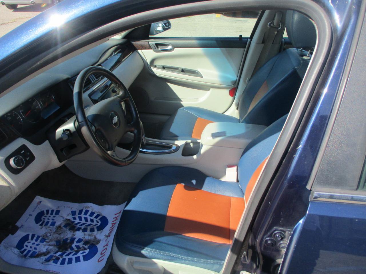 Used 2012 Chevrolet Impala LT w/ LT Sunroof Package FWD image 11