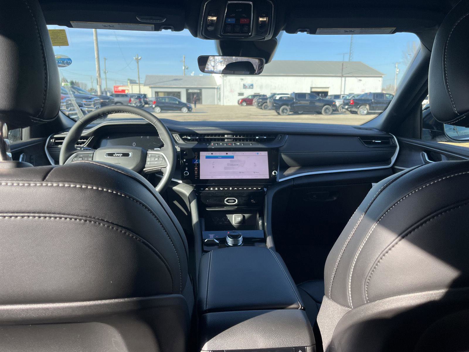 New 2026 Jeep Grand Cherokee L Limited w/ Limited Altitude Package image 33