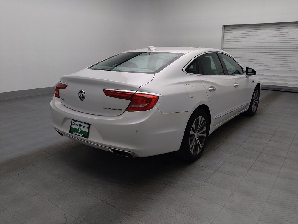 Used 2017 Buick LaCrosse Essence w/ Sun and Shade Package FWD image 9