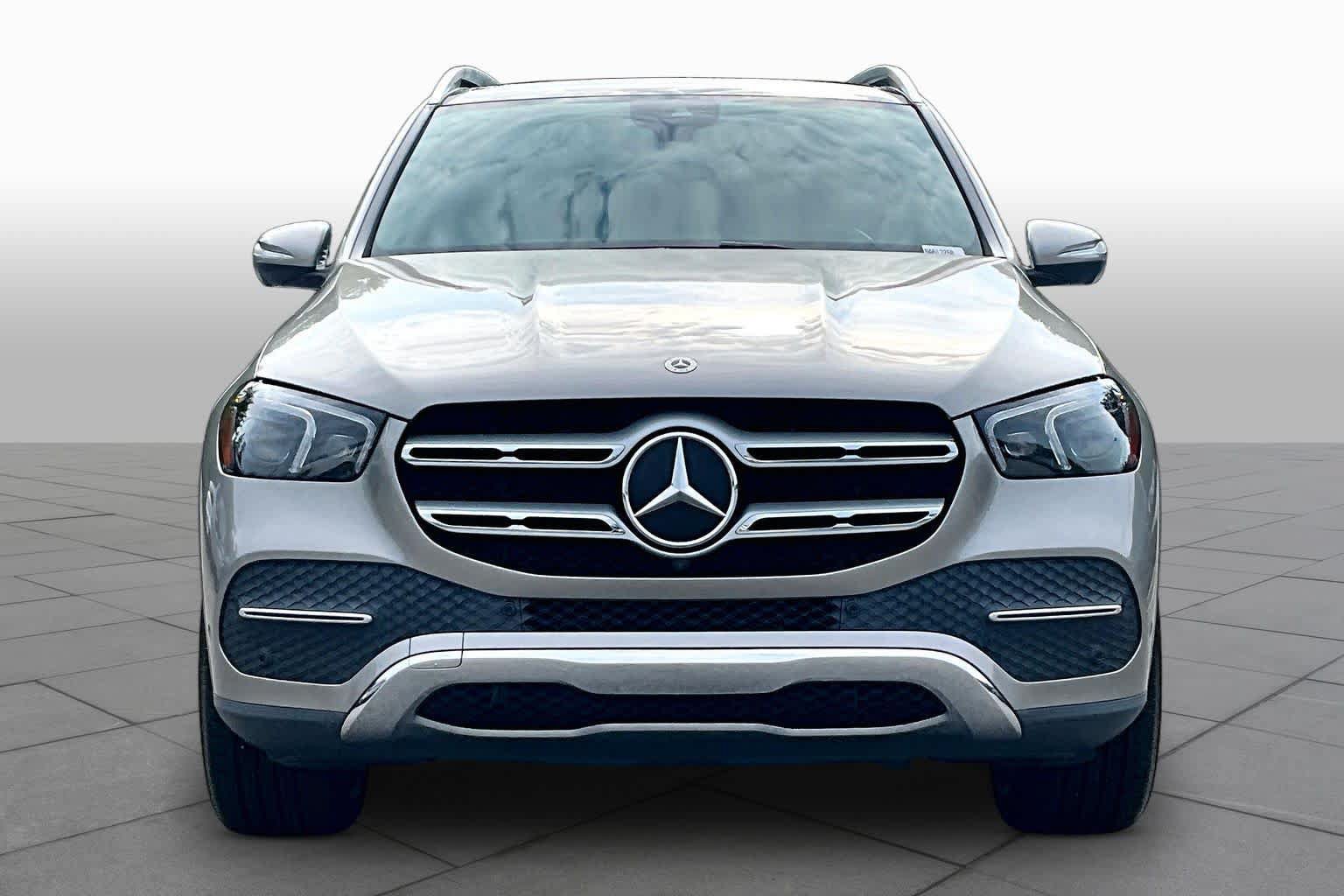 Used 2022 Mercedes-Benz GLE 350 4MATIC image 3
