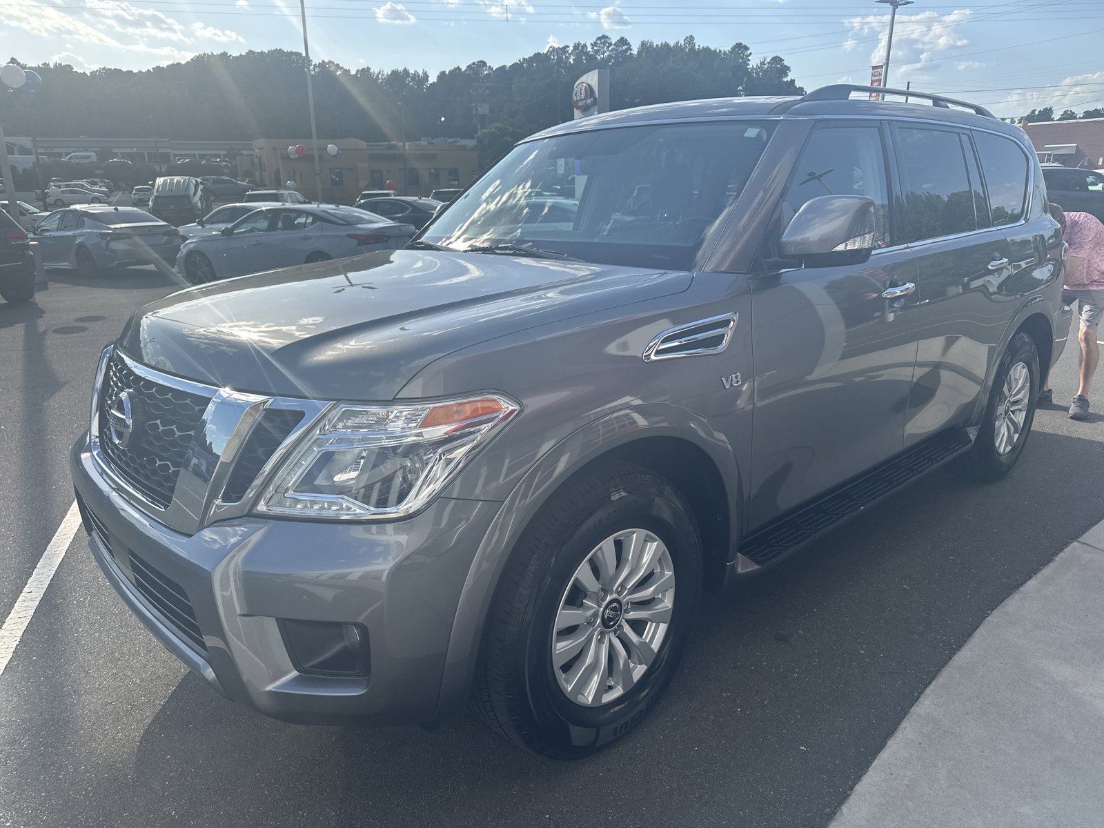 Used 2020 Nissan Armada SV w/ Driver Package RWD image 4