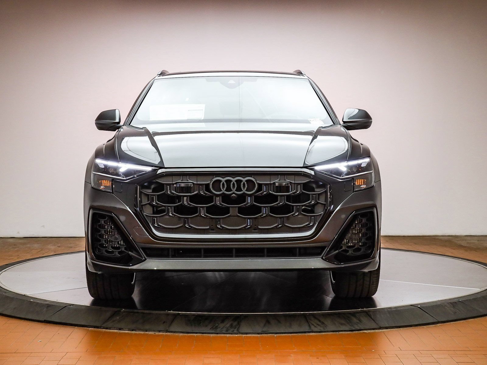 New 2026 Audi Q8 Prestige AWD/4WD image 2