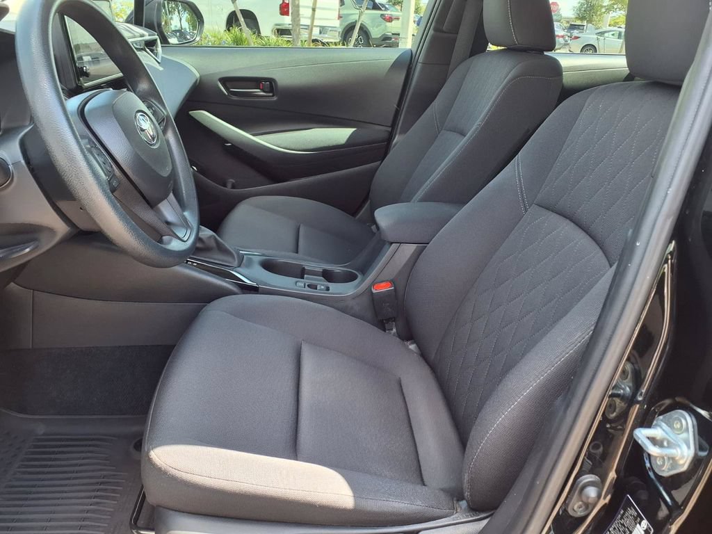Used 2024 Toyota Corolla LE FWD image 23