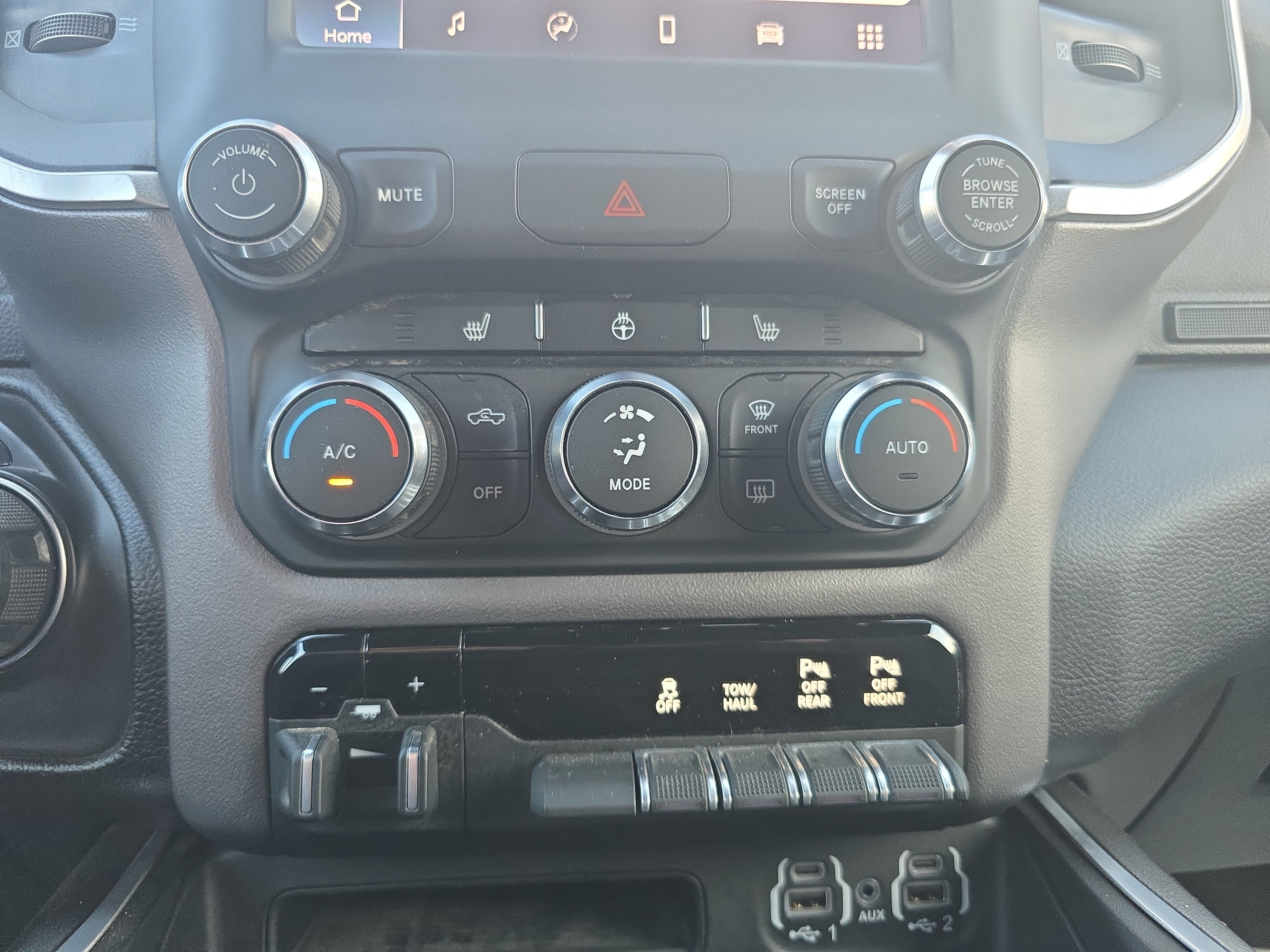 Used 2023 RAM 1500 Big Horn AWD/4WD image 28