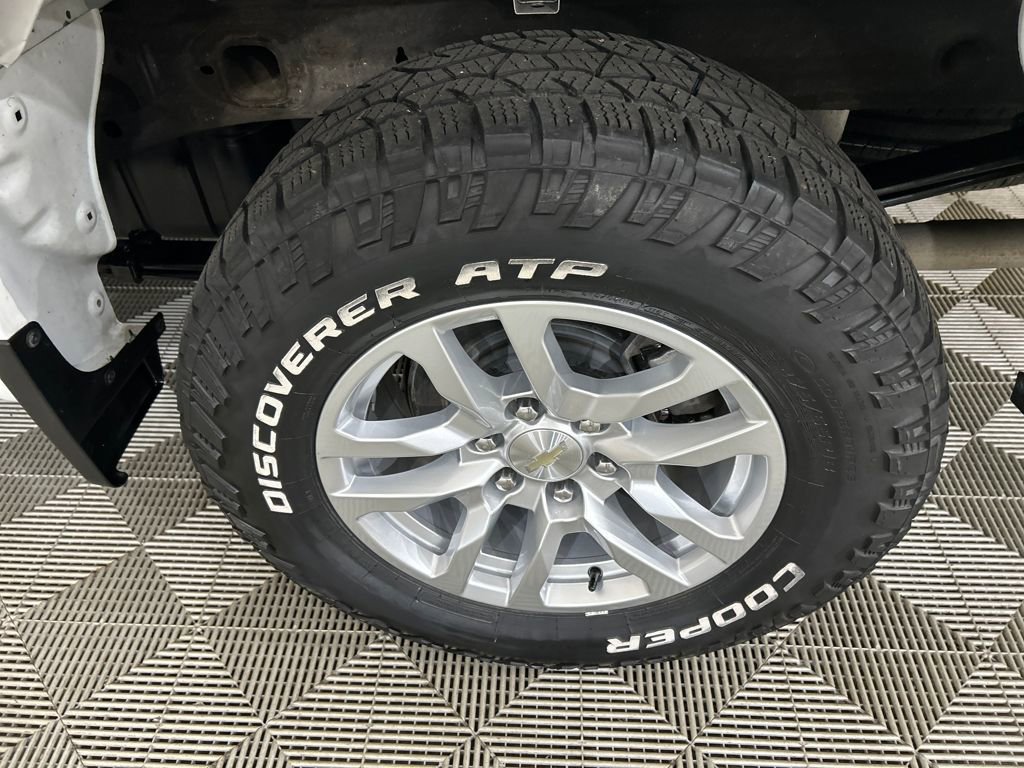 Used 2019 Chevrolet Silverado 1500 LT w/ All-Star Edition image 11