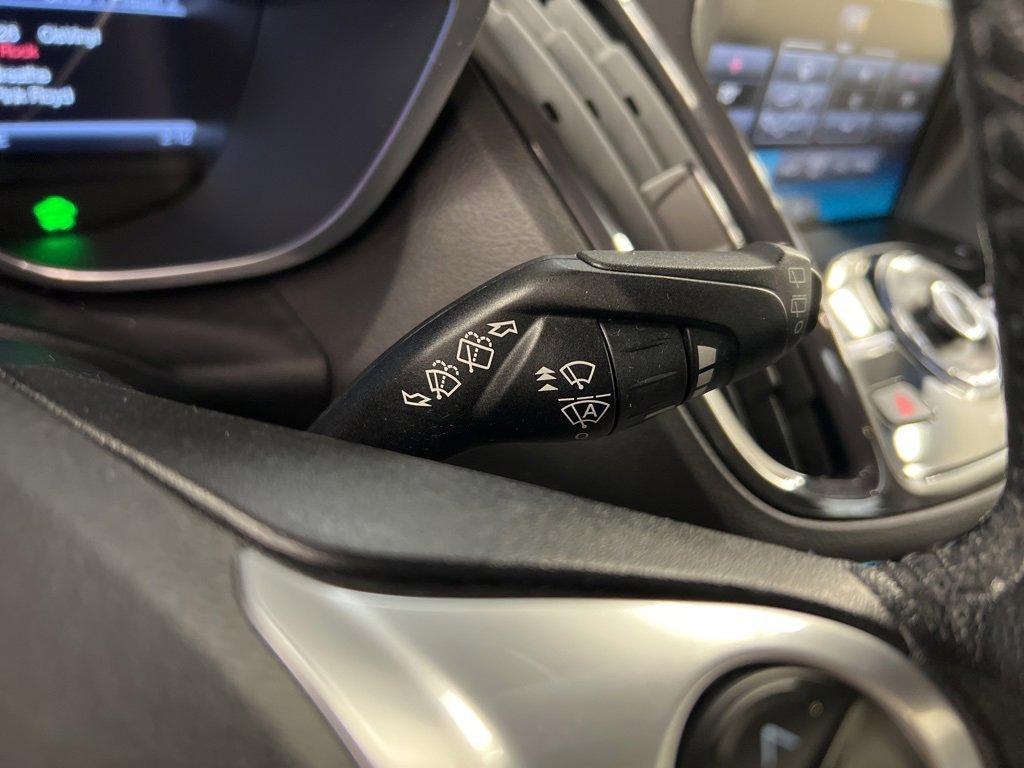 Used 2014 Ford C-MAX SEL w/ Equipment Group 302A image 22