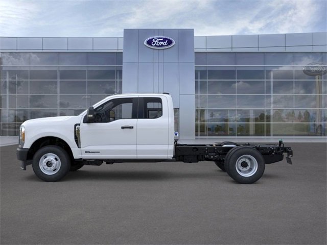New 2026 Ford F350 XL image 3