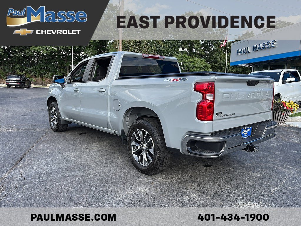 Used 2024 Chevrolet Silverado 1500 LT AWD/4WD image 5