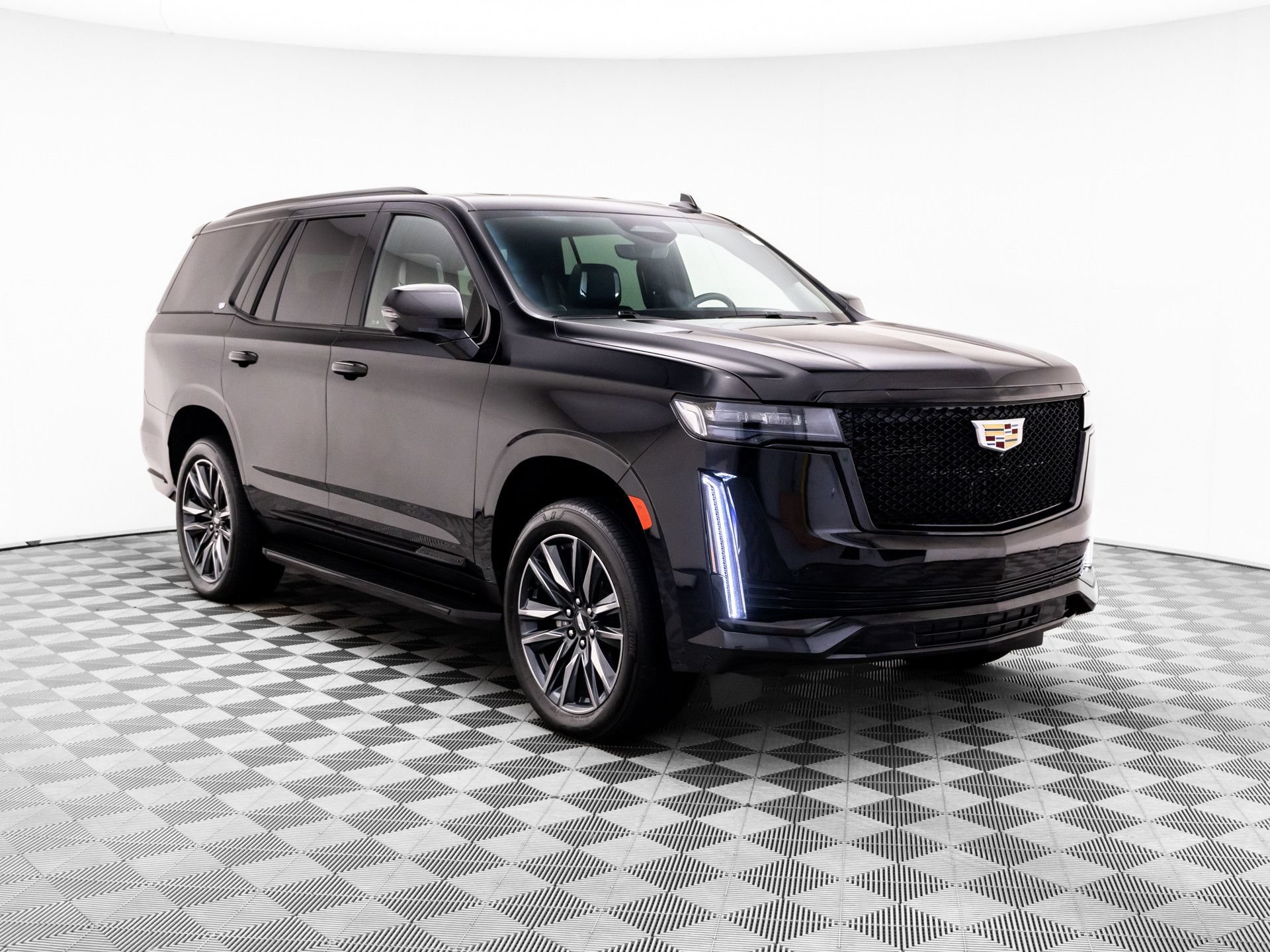 Used 2024 Cadillac Escalade Sport Platinum AWD/4WD image 7