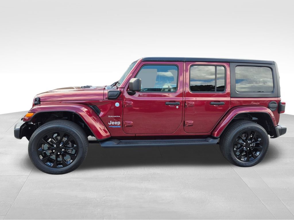 Used 2021 Jeep Wrangler Unlimited Sahara image 3