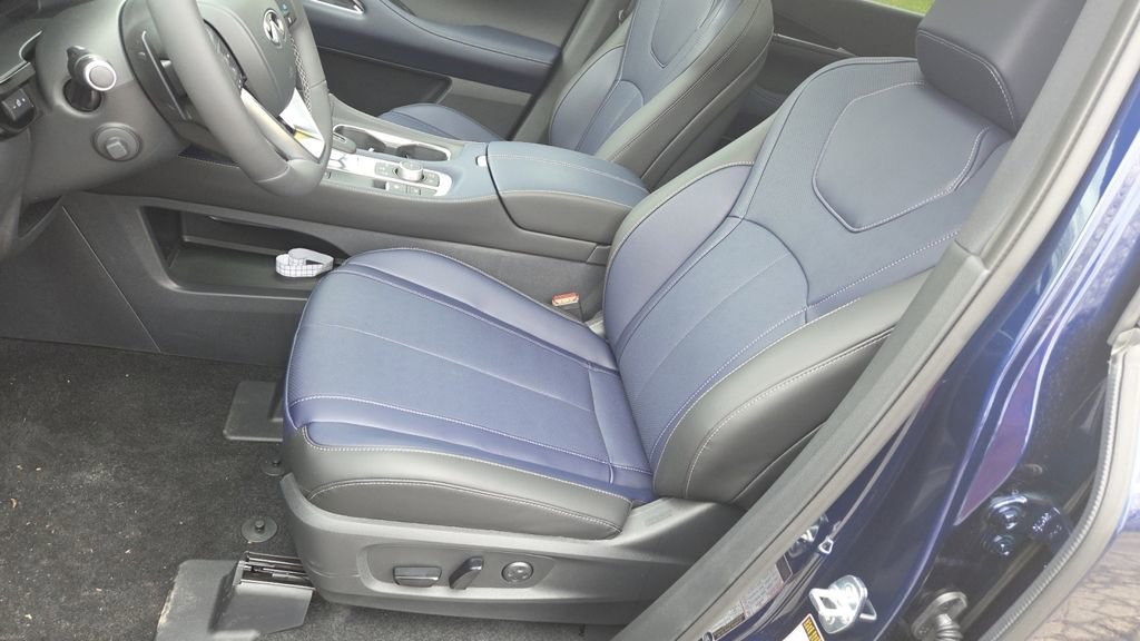 New 2026 INFINITI QX60 Sport w/ Dark Cargo Package image 35