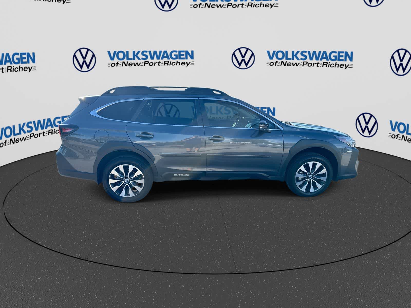 Used 2025 Subaru Outback Limited AWD/4WD image 15