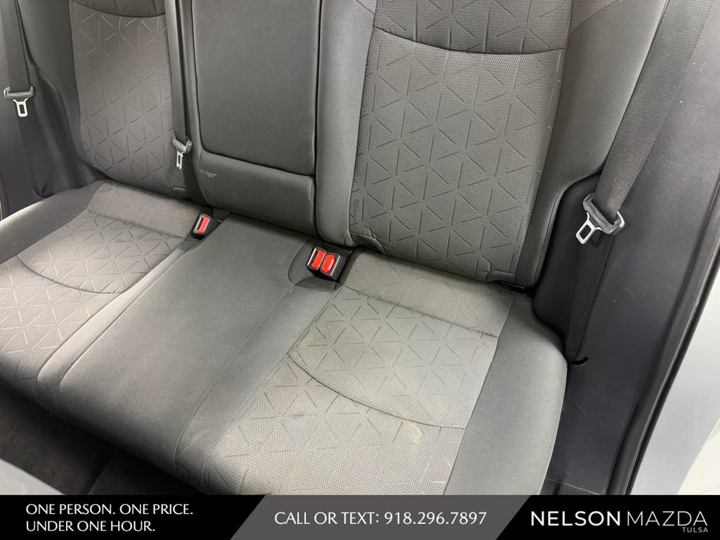 Used 2020 Toyota RAV4 XLE FWD image 41