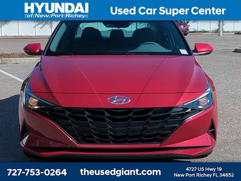 Used 2022 Hyundai Elantra Blue w/ Cargo Package FWD image 8