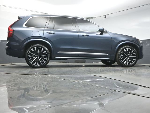 Used 2025 Volvo XC90 B5 Plus w/ Protection Package image 40