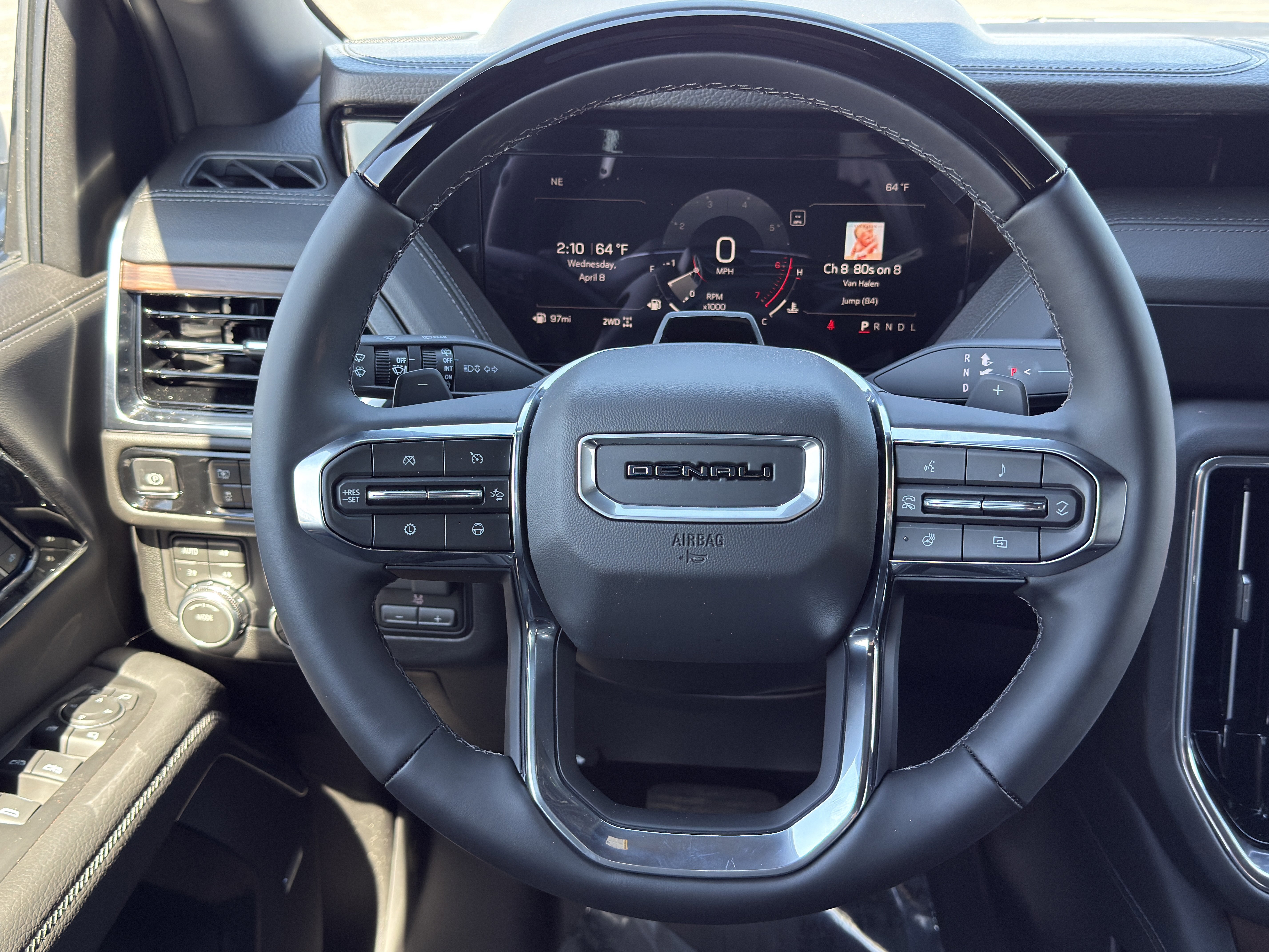 New 2026 GMC Yukon Denali image 25