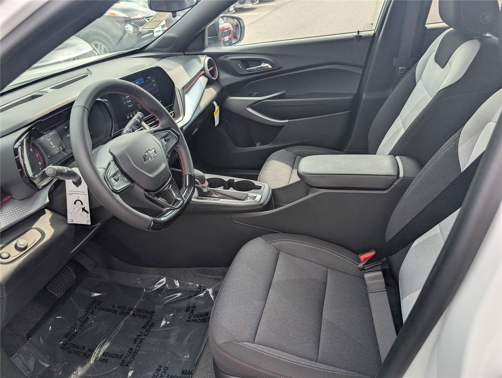 New 2026 Chevrolet Trax RS w/ Sunroof Package FWD image 10