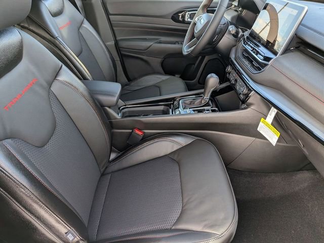 New 2026 Jeep Compass Trailhawk w/ Sun, Sound & Navigation Group image 31