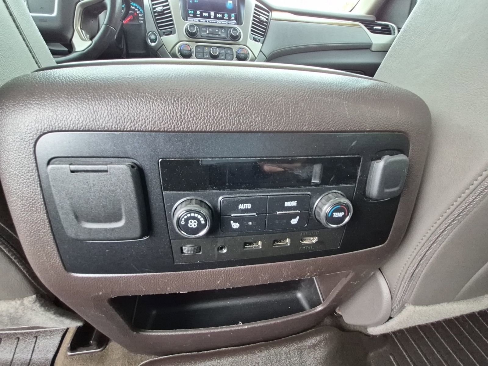 Used 2017 GMC Yukon XL Denali w/ Open Road Package image 35