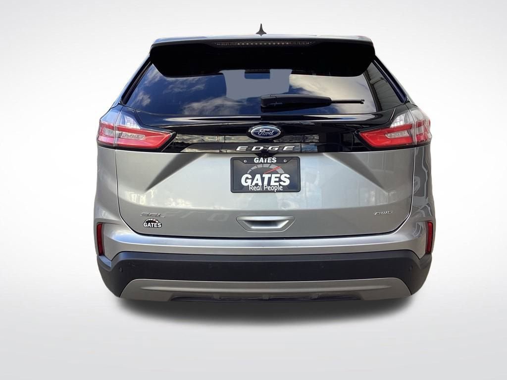 Used 2024 Ford Edge SEL image 10