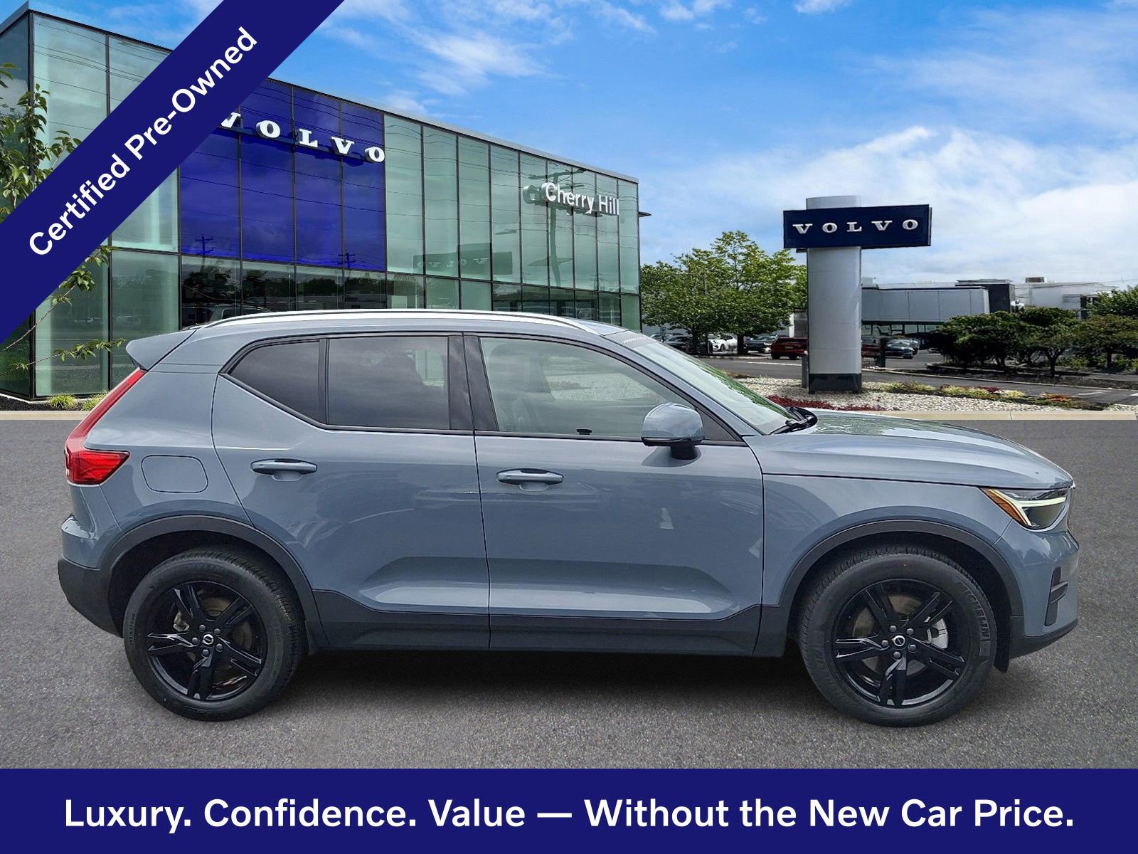 Certified 2023 Volvo XC40 B5 Core w/ Convenience Package AWD/4WD image 8