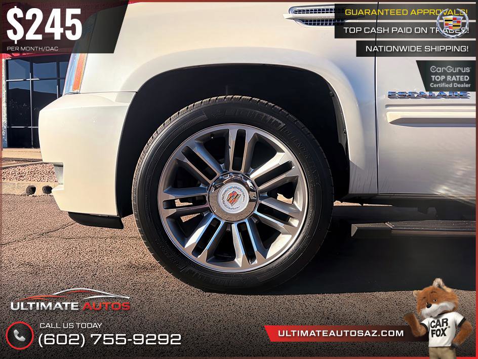 Used 2013 Cadillac Escalade Premium RWD image 19