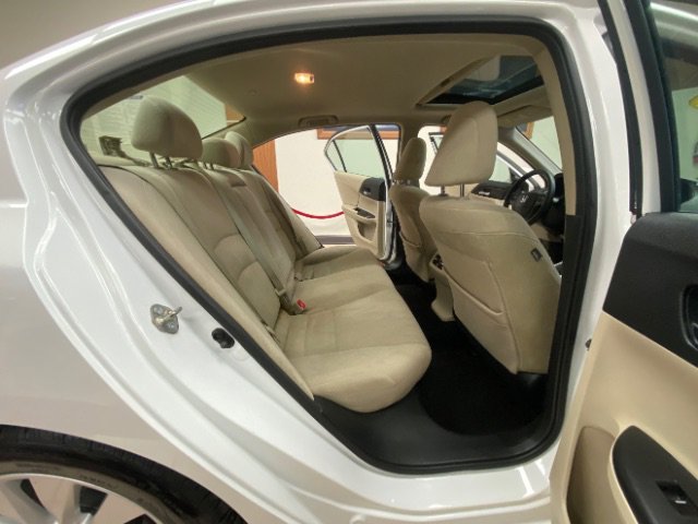 Used 2015 Honda Accord EX image 15