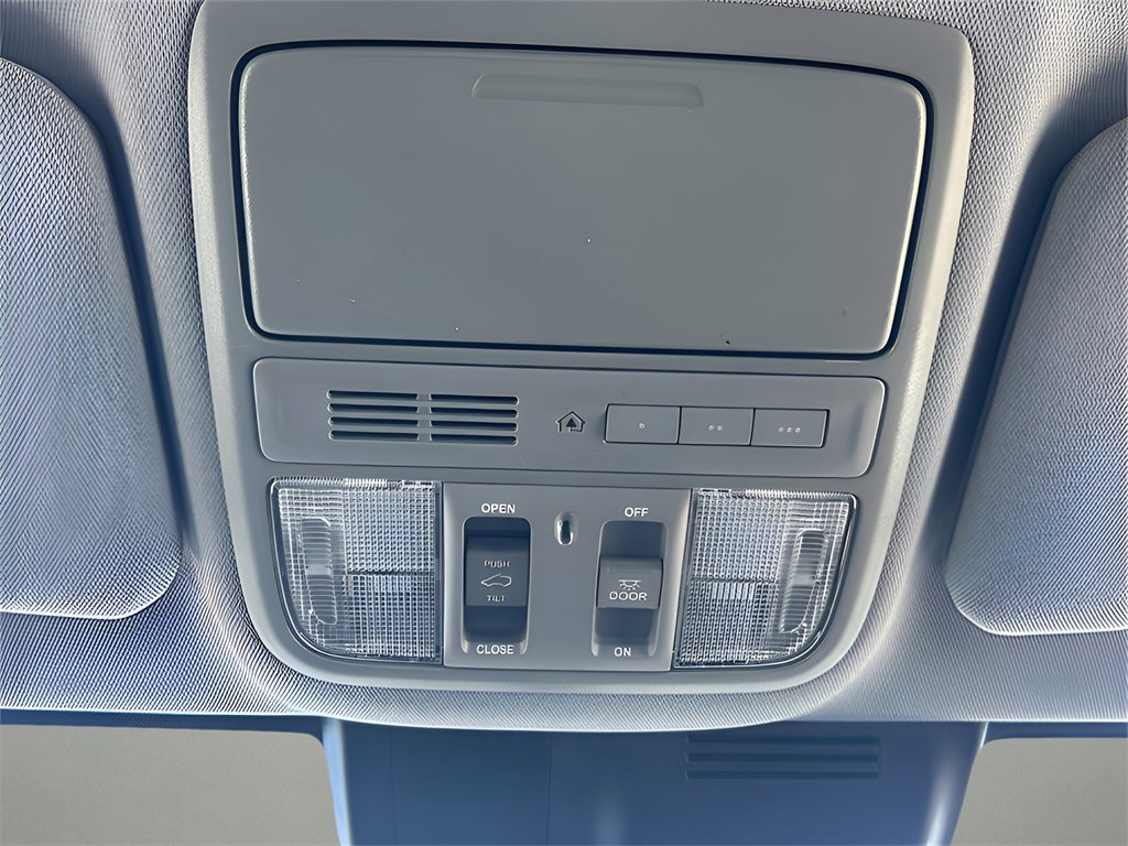 Used 2022 Honda CR-V EX-L image 6