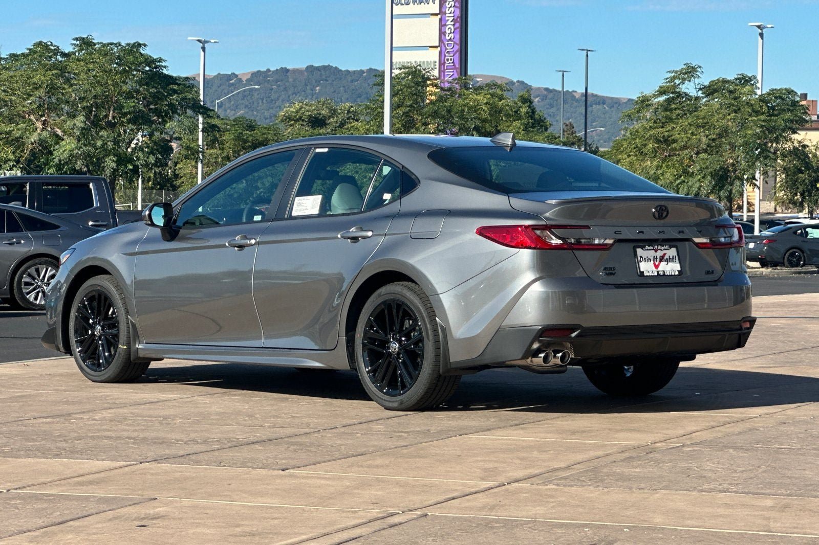 New 2026 Toyota Camry SE w/ Convenience Package AWD/4WD image 5