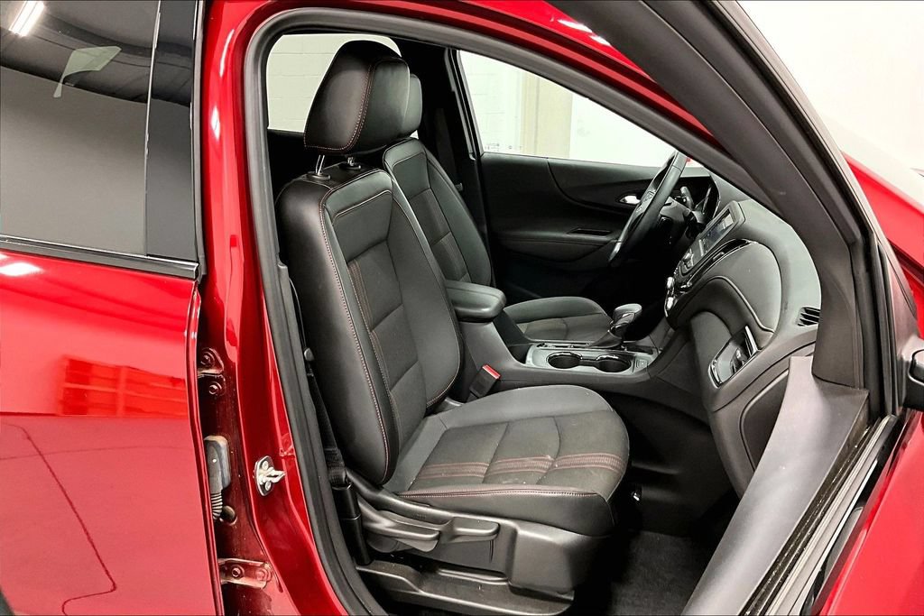Used 2024 Chevrolet Equinox RS FWD image 9