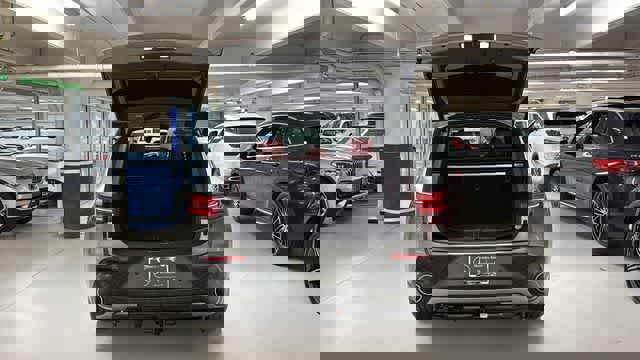 Used 2025 Genesis GV70 3.5T Sport w/ Sport Prestige Package AWD/4WD image 7