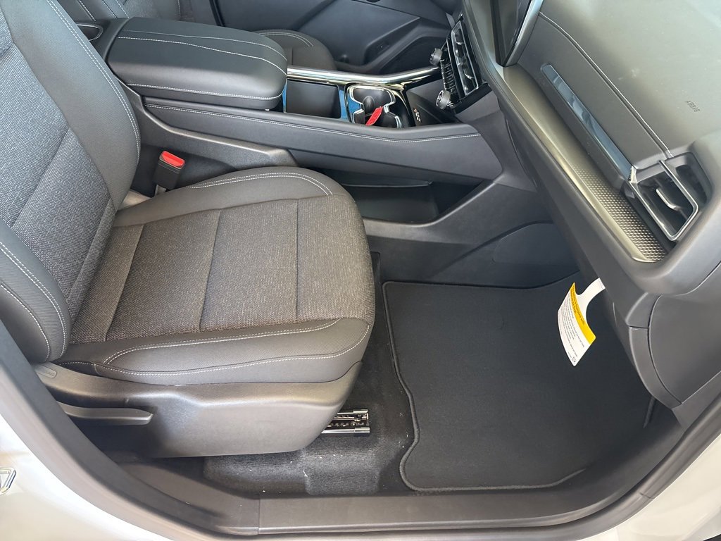 New 2026 Chevrolet Traverse LT image 30