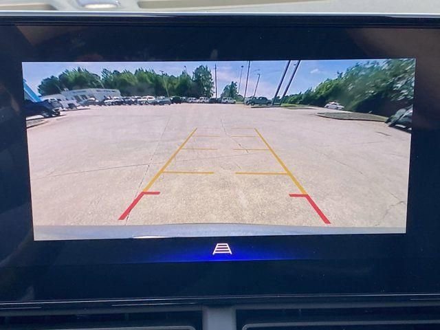 New 2025 Chevrolet Trax RS w/ Driver Confidence Package FWD image 11
