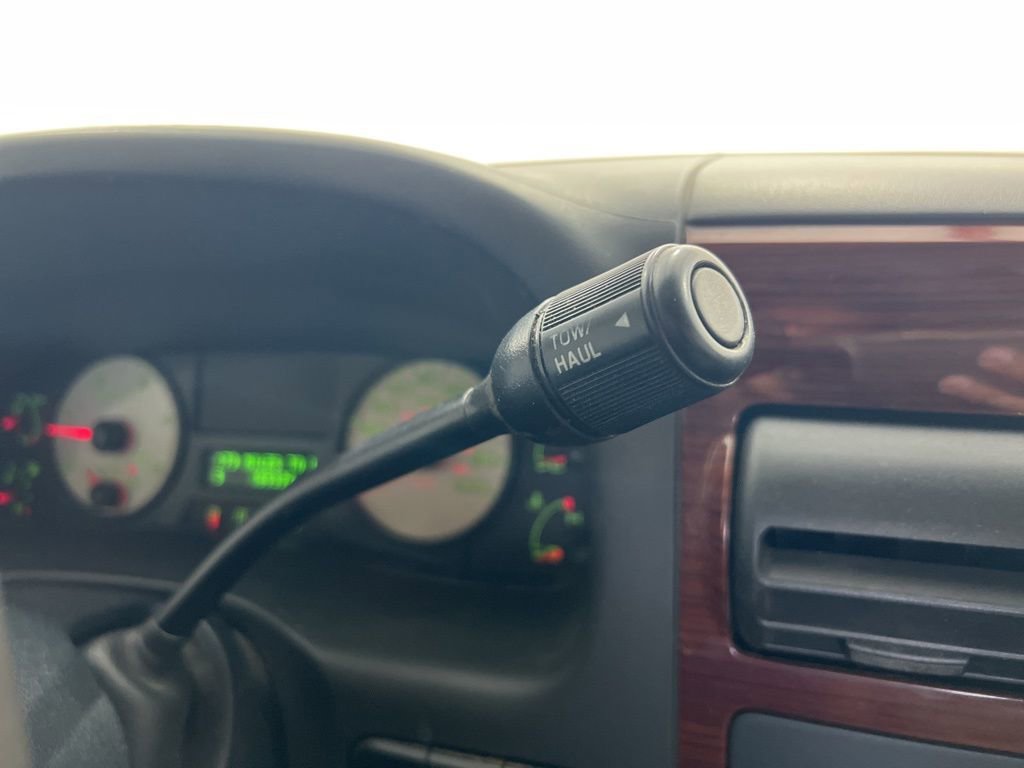 Used 2006 Ford F250 XLT image 12