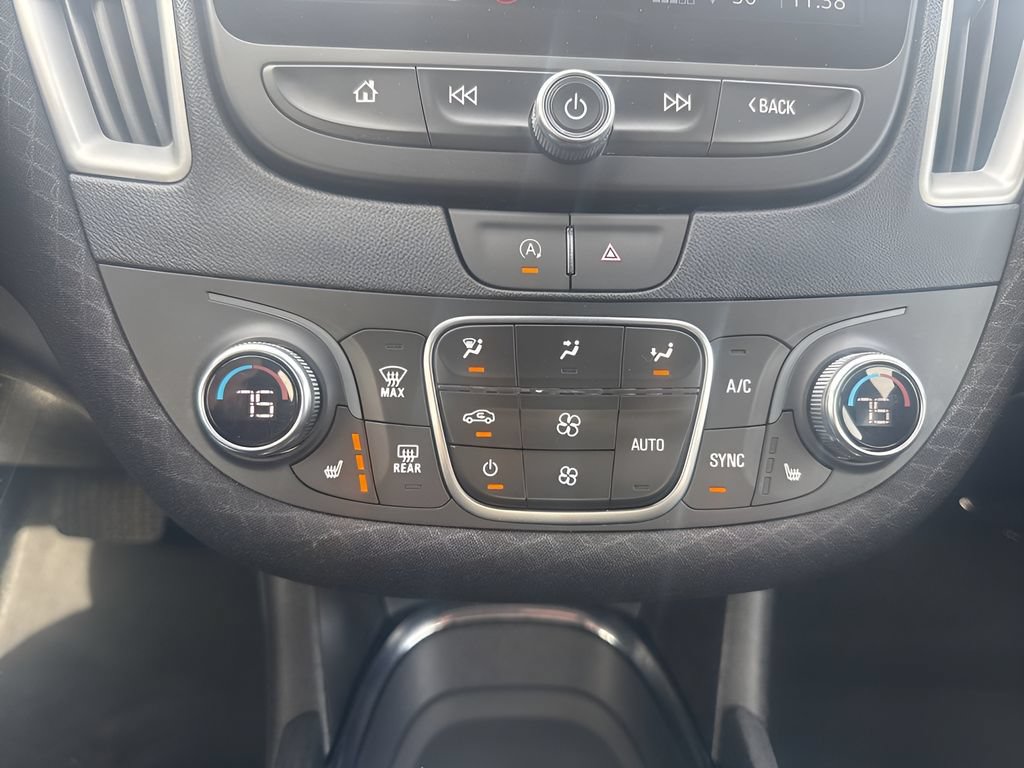 Used 2024 Chevrolet Malibu LT w/ Sport Edition FWD image 21