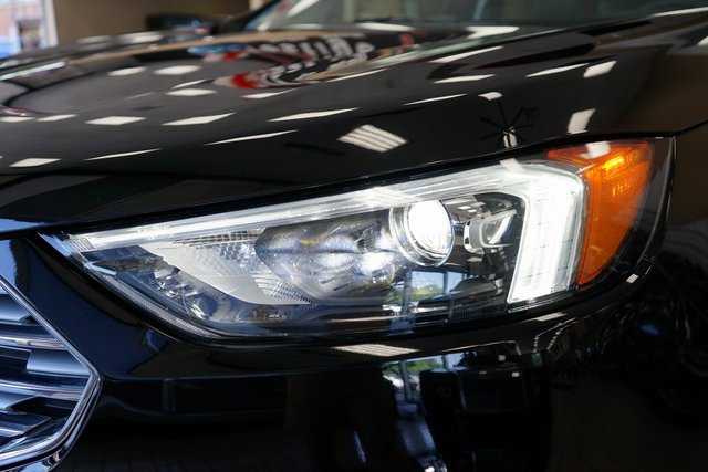 Used 2022 Ford Edge Titanium image 20