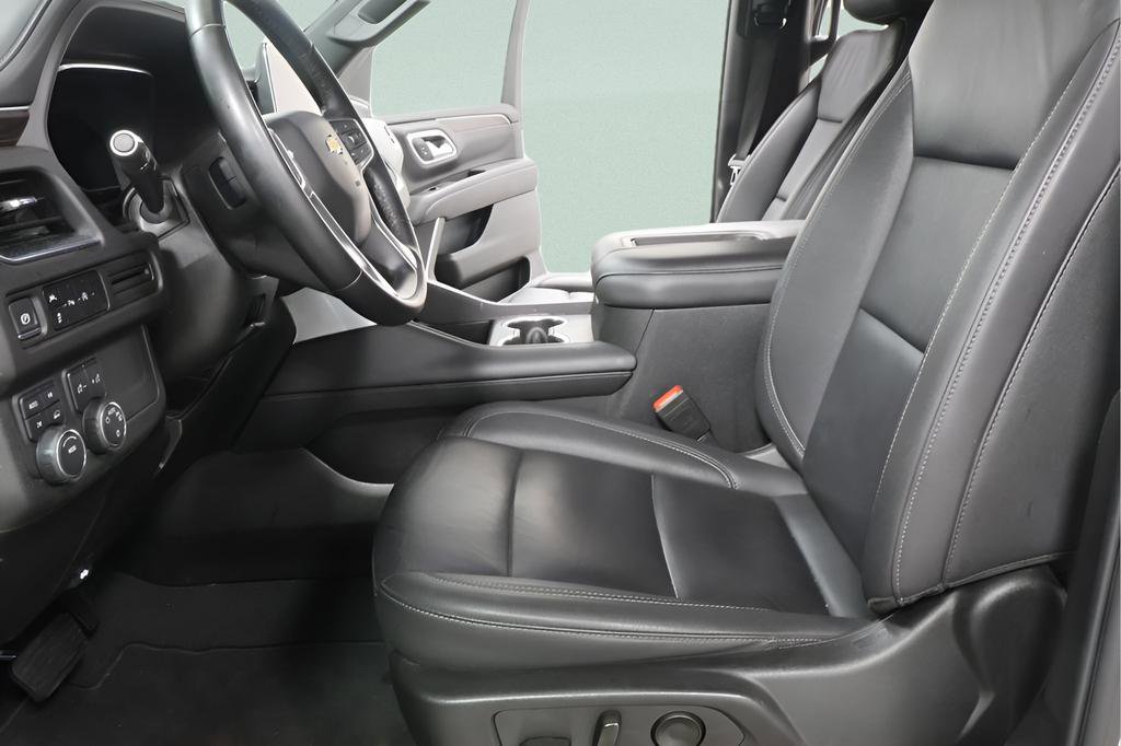 Used 2024 Chevrolet Suburban LT AWD/4WD image 21